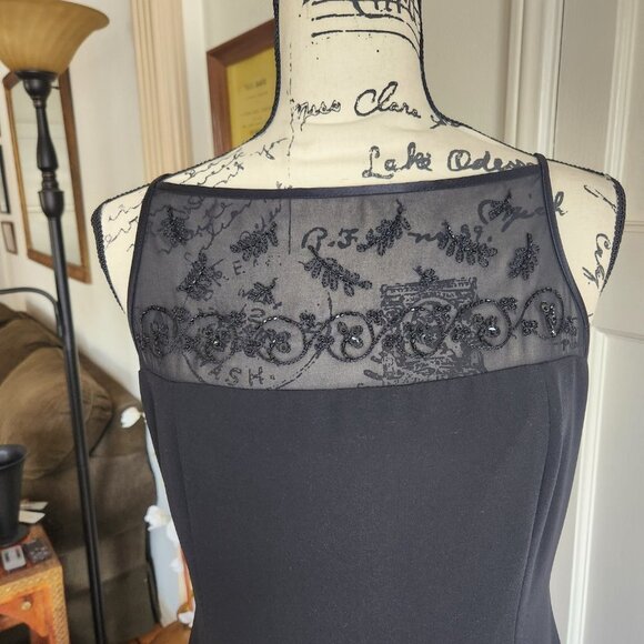 Jones New York Black Cocktail Dress with Embroidered Netting Sz 8 - Picture 2 of 8